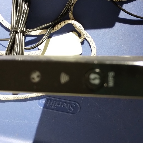 Verizon FiOS G1100 WAN Gigabyte Router pre-owned - Picture 6 of 8